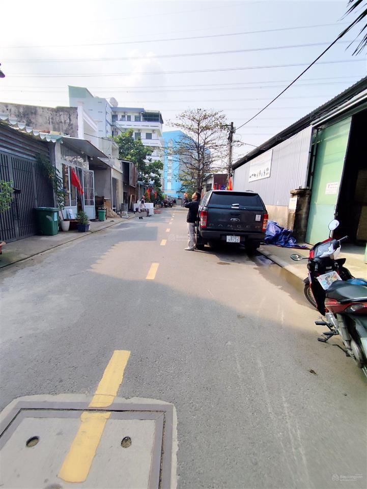 Nhà đẹp 4 tầng btct mới tinh, 80m2, 5pn, 5wc,đường nhựa 1 trục thẳng 8m, sát bên bệnh viện quận 12