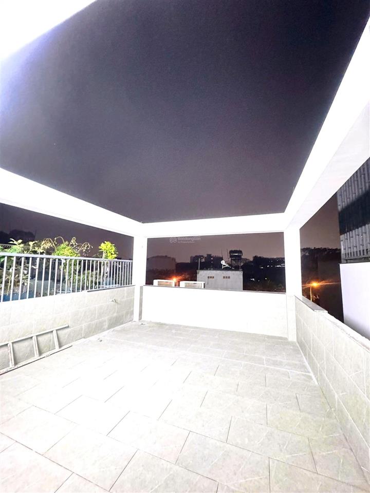 Nhà 5 tầng btct mới tinh thiết kế hiện đại, 61m2, 4pn master ô tô ngủ trong nhà, tặng full nội thất