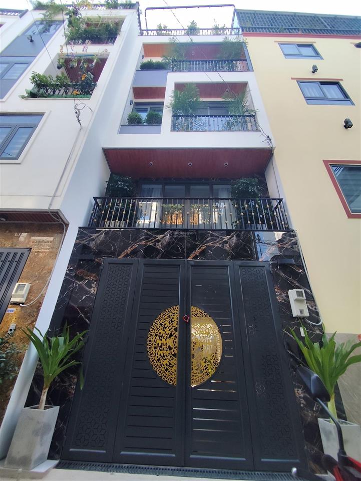 Nhà 5 tầng btct mới tinh thiết kế hiện đại, 61m2, 4pn master ô tô ngủ trong nhà, tặng full nội thất