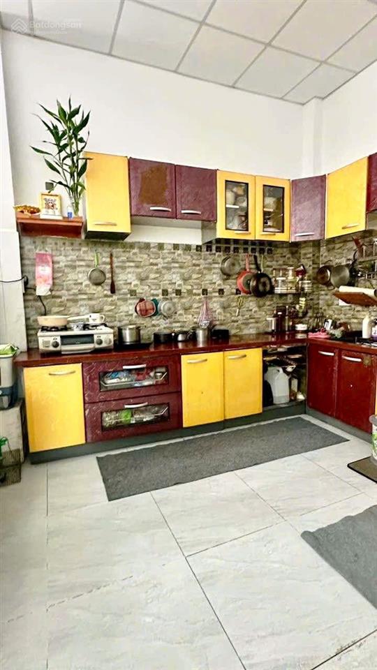 Nhà 4 tầng btct về ở ngay, 82m2, 7pn, hxt, gần ngã tư trung chánh, galaxy, bx an sương, chỉ 5.3 tỷ