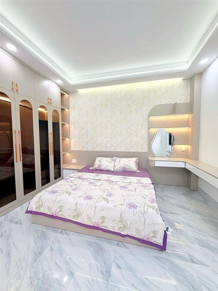 Nhà 7 tầng mới hoàn thiện có thang máy  72m²  mặt tiền đường nhựa 8 mét  tặng nội thất cao cấp