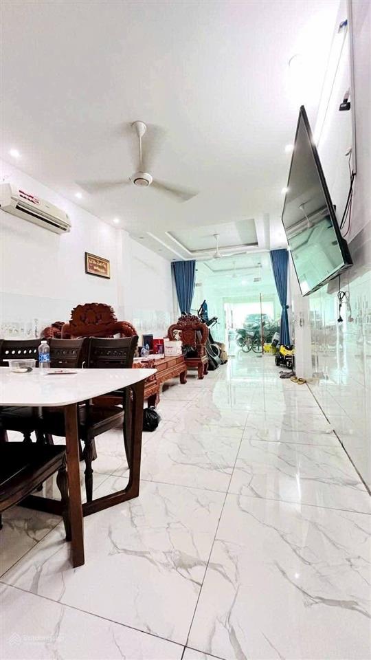 Mặt tiền đường nhựa tân xuân 2, nhà 3 tầng btct vào ở ngay, 128m² (4x32m), 3pn, 4wc, giáp tô ký