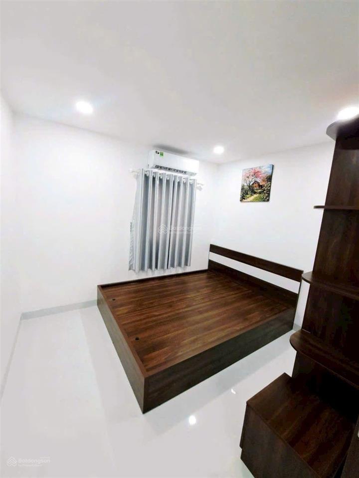 Nhà 91m, 4pn hẻm xe hơi 5m gần phố ẩm thực song hành