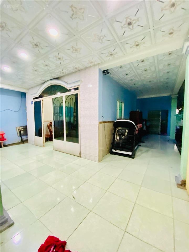 Hóc môn ngang khủng 10m, nhà + đất 200m full thổ cư | 3,95 tỷ tl
