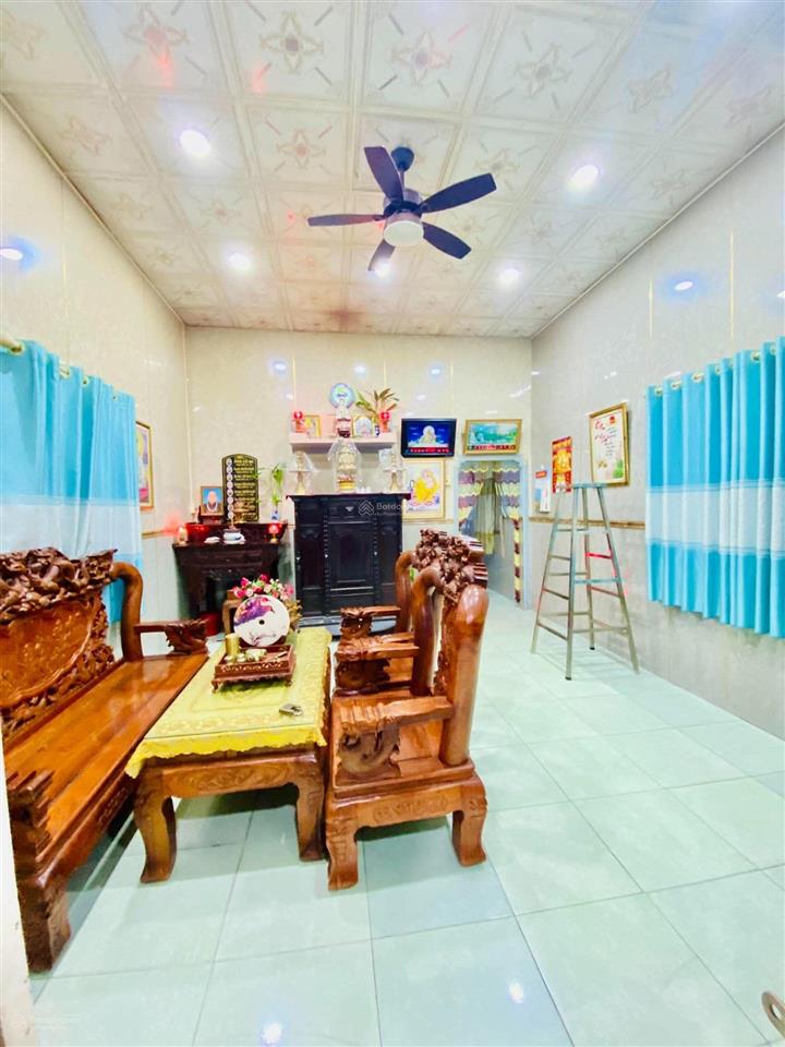 Hóc môn ngang khủng 10m, nhà + đất 200m full thổ cư | 3,95 tỷ tl