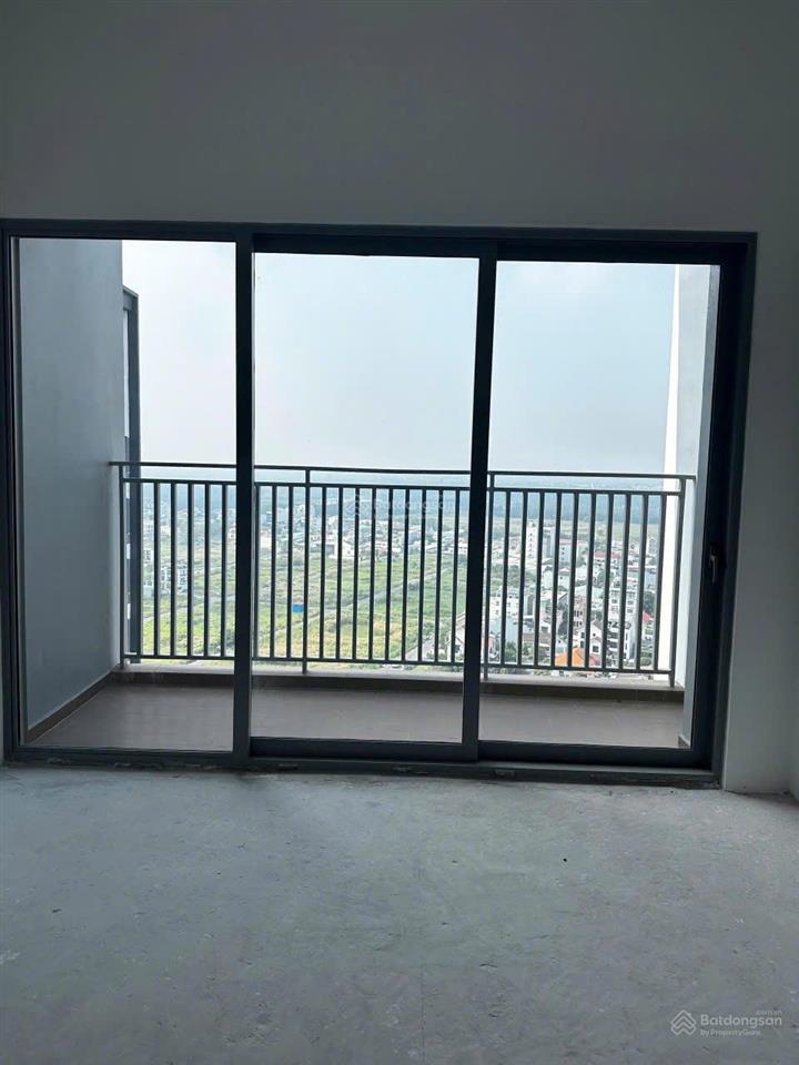 Celesta rise chủ cần bán gấp căn 3 phòng ngủ nhà thô view hồ bơi trần cao 3m5 giá tốt 7.3 tỷ