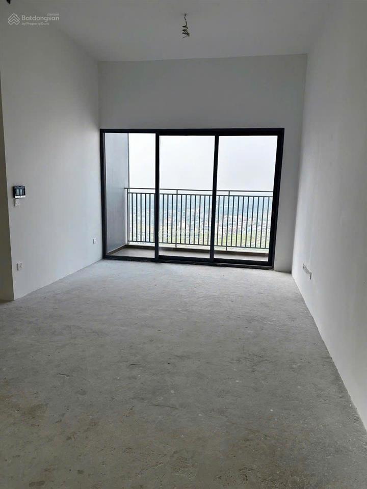 Celesta rise chủ cần bán gấp căn 3 phòng ngủ nhà thô view hồ bơi trần cao 3m5 giá tốt 7.3 tỷ
