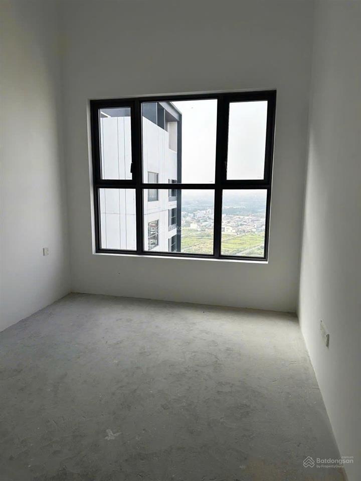 Celesta rise chủ cần bán gấp căn 3 phòng ngủ nhà thô view hồ bơi trần cao 3m5 giá tốt 7.3 tỷ