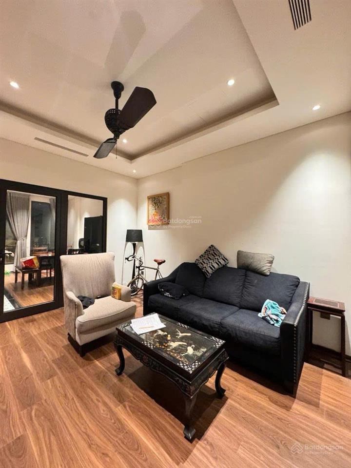 Bán nhà phố đặng thùy trâm, 68m xây 4 tầng, ô tô đỗ trong nhà, làm kinh doanh cty, văn phòng tốt