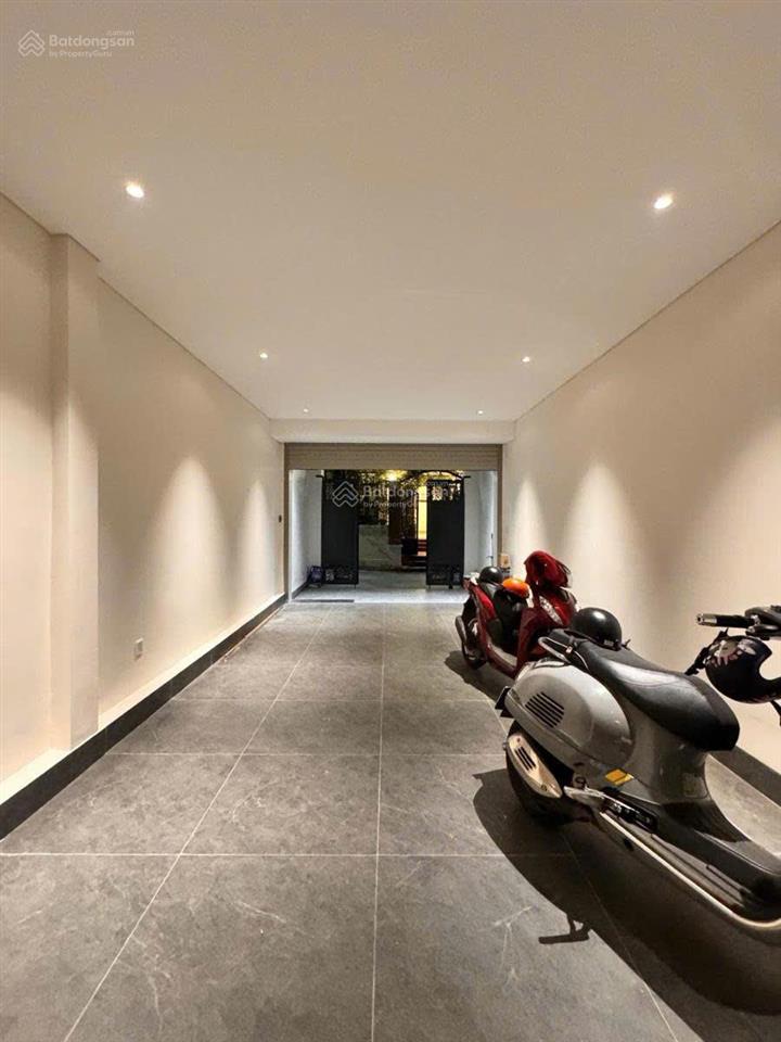 Bán nhà phố đặng thùy trâm, 68m xây 4 tầng, ô tô đỗ trong nhà, làm kinh doanh cty, văn phòng tốt