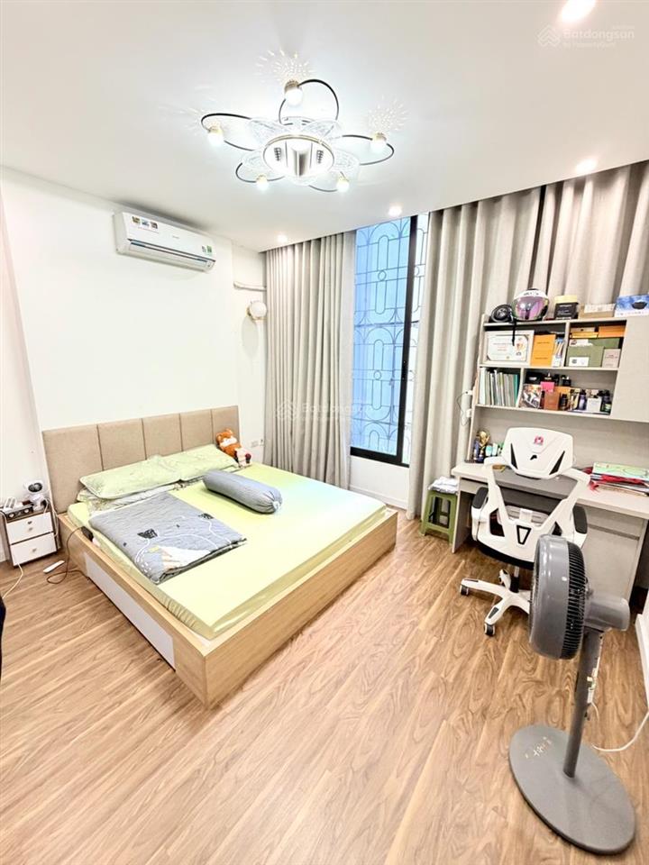 Bán nhà phố xuân đỉnh, kinh doanh, nở hậu, ô tô cất trong dt 55m, 5 tầng, mt 4m, nhỉnh 15 tỷ