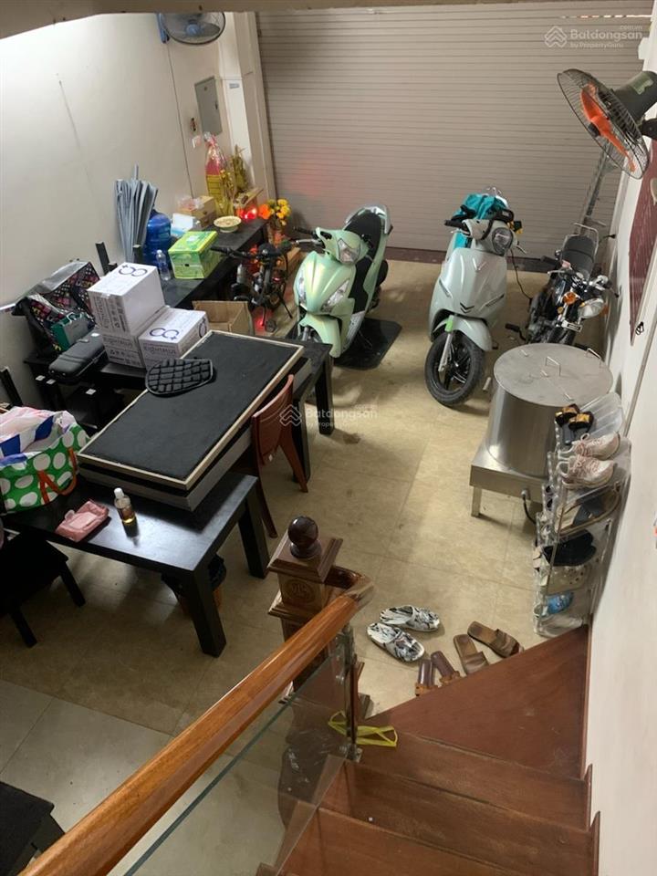 Hơn 8 tỷ ô tô tránh phố doãn kế thiện  cầu giấy, lô góc, kinh doanh xịn
