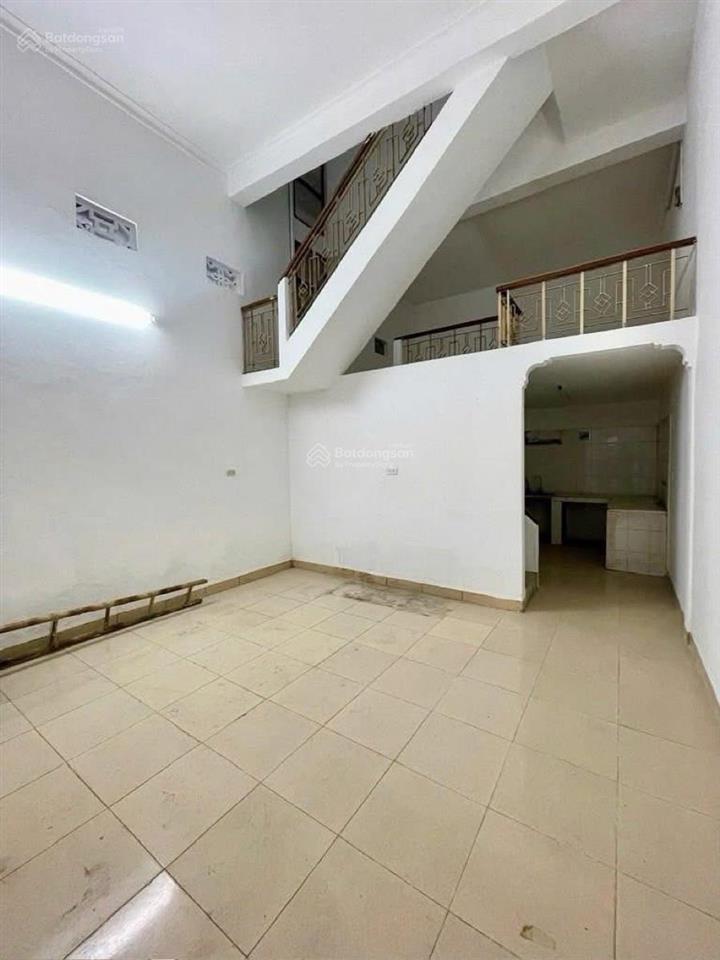 Cực hiếm! nhỉnh 7 tỷ phố hoàng quốc việt, ô tô tránh, kinh doanh