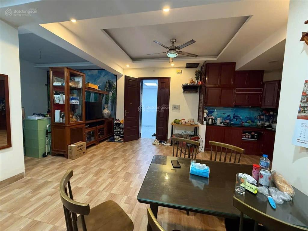 Bán cc 2 ngủ 2 vs thành phố giao lưu  phạm văn đồng, 75m, 2 ban công, tầng trung, giá 4 tỷ tí