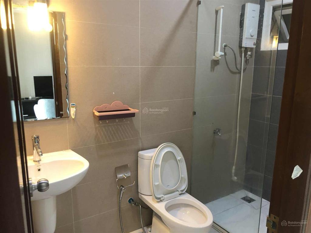 Căn hộ cao cấp full nội thất 48m2 có ban công  kdc trung sơn giáp q 7