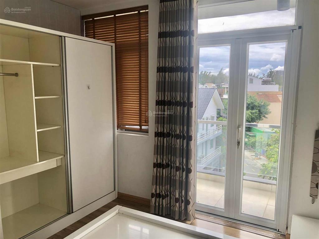 Căn hộ cao cấp full nội thất 48m2 có ban công  kdc trung sơn giáp q 7