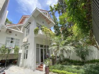 Cho thuê bt 400m2, 110 triệu, 5pn, 3wc tại trong ngõ phố tô ngọc vân, tây hồ, hà nội