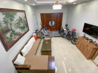 Cho thuê nr 4pn, 3wc, 70m2 tại ngọc thụy, long biên, hà nội, 15 triệu vnd