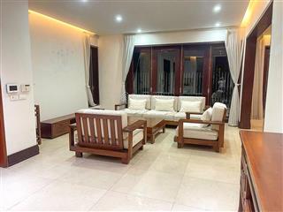 Cho bhuê biệt thự 5pn, 4wc, 100 triệu, 220m2 tại vườn đào, tây hồ, hà nội