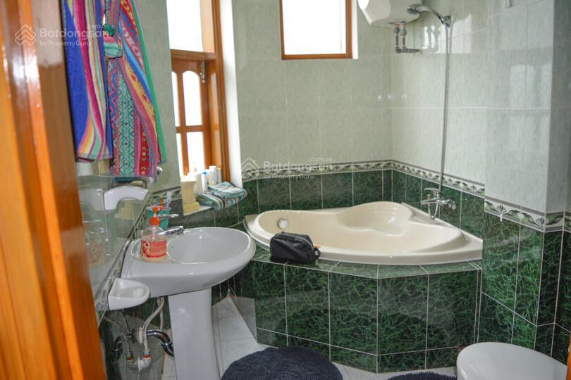 Cho thuê biệt thự có bể bơi phố quảng khánh, tây hồ hà nội