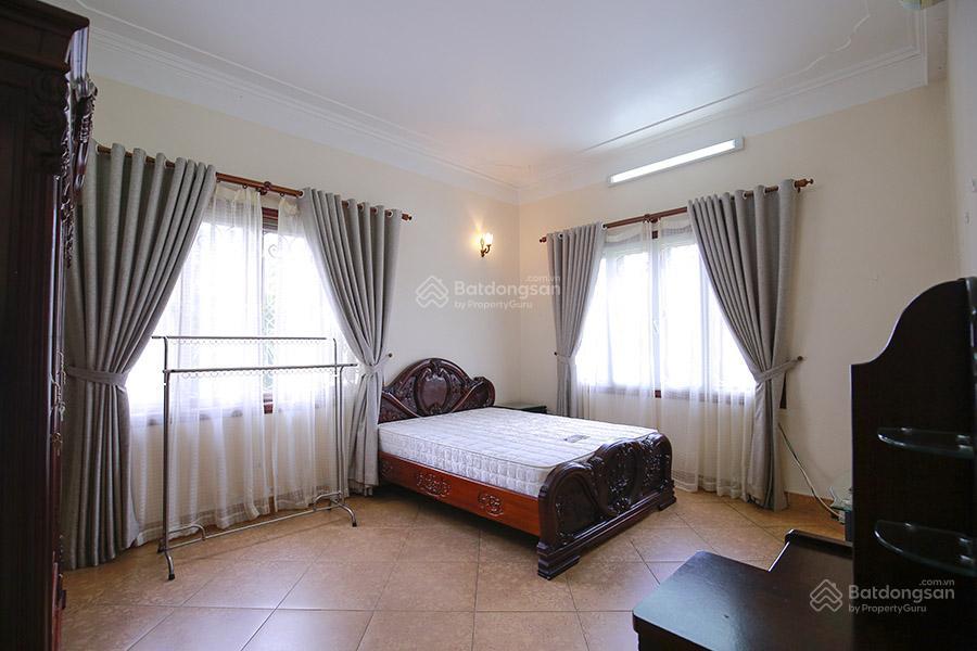 Cho thuê biệt thự sân vườn phố view hồ từ hoa tây hồ