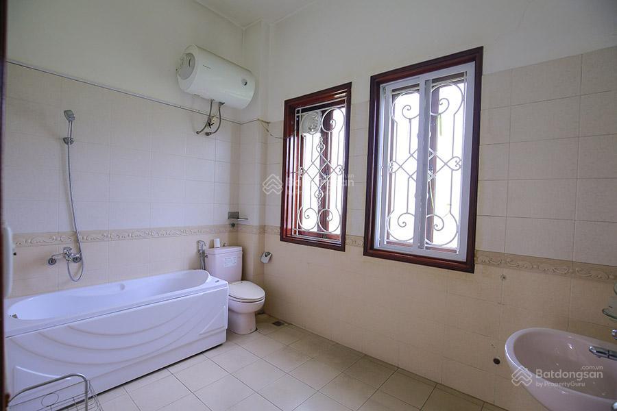 Cho thuê biệt thự sân vườn phố view hồ từ hoa tây hồ