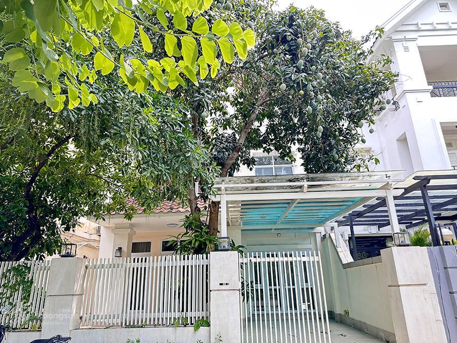 Cho thuê biệt thự sân vườn 230m² khu t ciputra 5 phòng ngủ,