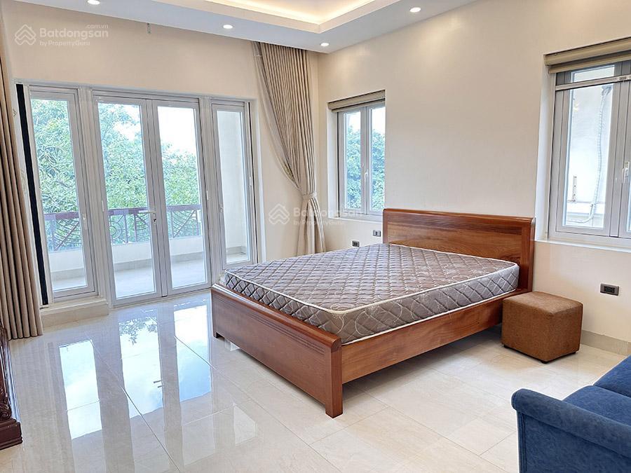 Cho thuê biệt thự sân vườn 230m² khu t ciputra 5 phòng ngủ,