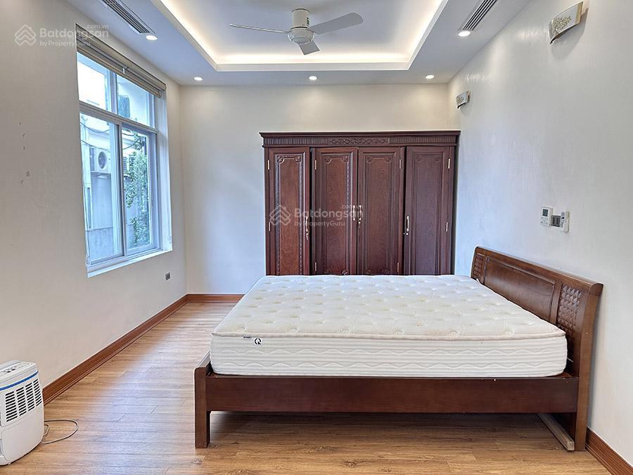 Cho thuê biệt thự sân vườn 230m² khu t ciputra 5 phòng ngủ,