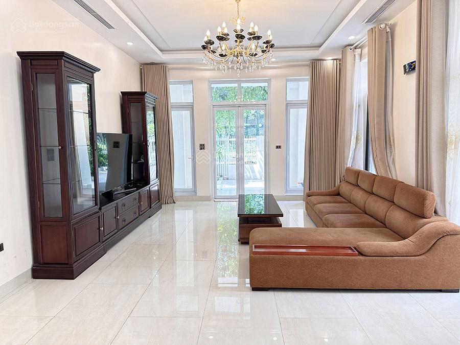 Cho thuê biệt thự sân vườn 230m² khu t ciputra 5 phòng ngủ,