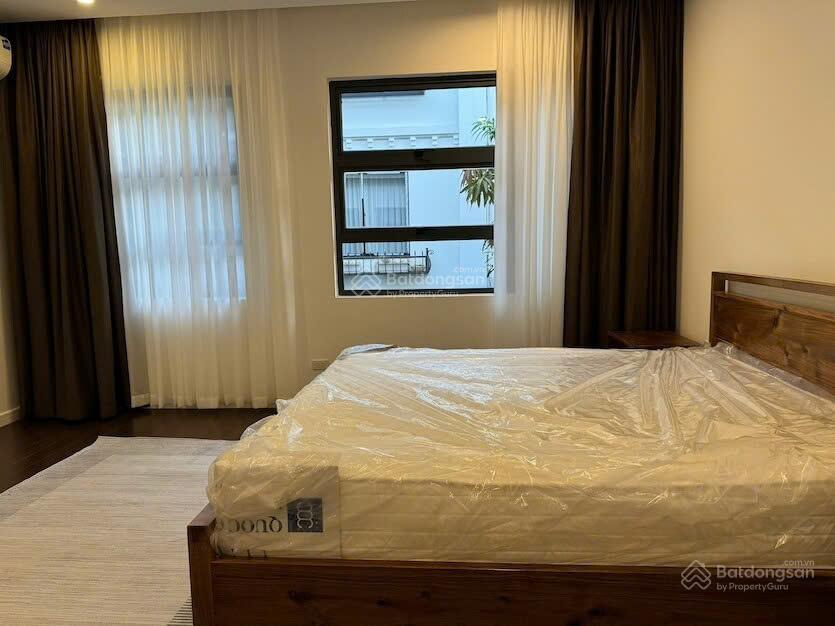 Cho thuê biệt thự 4 phòng ngủ tại khu đô thị ciputra hà nội