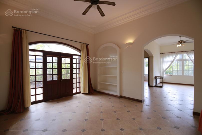 Siêu phẩm biệt thự sân vườn tây hồ, view công viên ô tô vào nhà