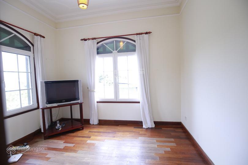 Siêu phẩm biệt thự sân vườn tây hồ, view công viên ô tô vào nhà
