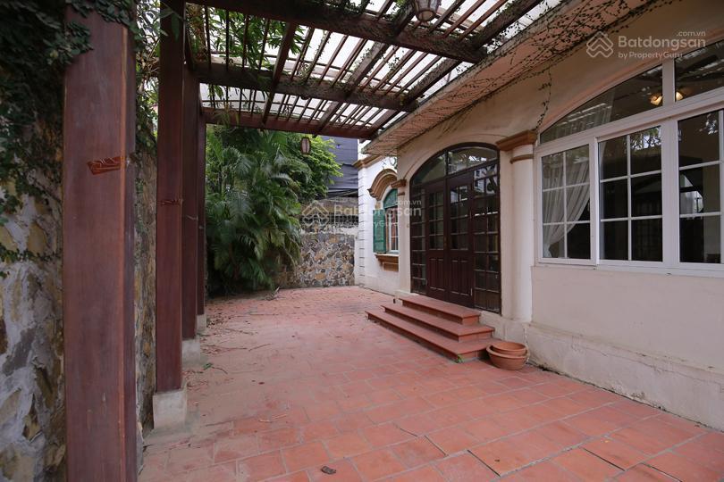 Siêu phẩm biệt thự sân vườn tây hồ, view công viên ô tô vào nhà