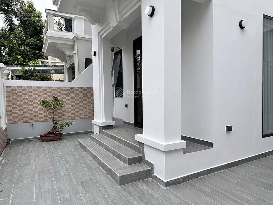 Cho thuê biệt thự 180m2 khu d ciputra 5 phòng ngủ