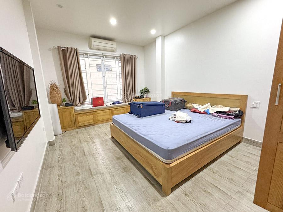 Bán hoặc cho thuê 5pn, 3wc, 30 triệu/tháng, 90m² tại ngọc thụy, long biên
