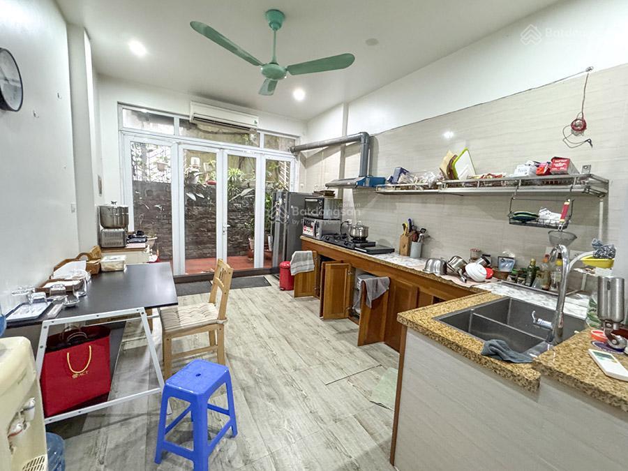 Bán hoặc cho thuê 5pn, 3wc, 30 triệu/tháng, 90m² tại ngọc thụy, long biên