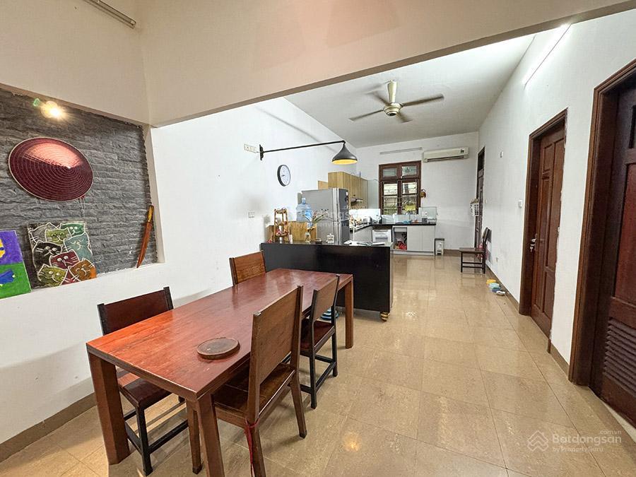 Cho thuê nhà view hồ tại ngọc thụy, long biên, hà nội