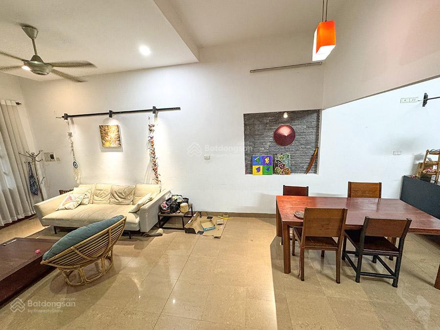 Cho thuê nhà view hồ tại ngọc thụy, long biên, hà nội