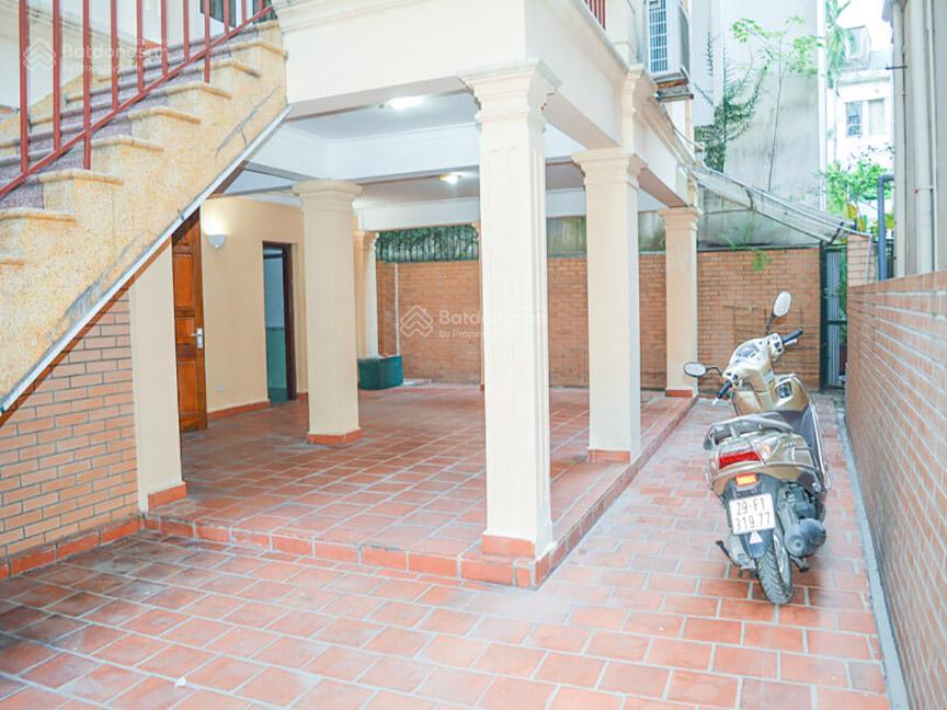 Cho thuê biệt thự ngõ phố đường tây hồ, quận tây hồ, hà nội