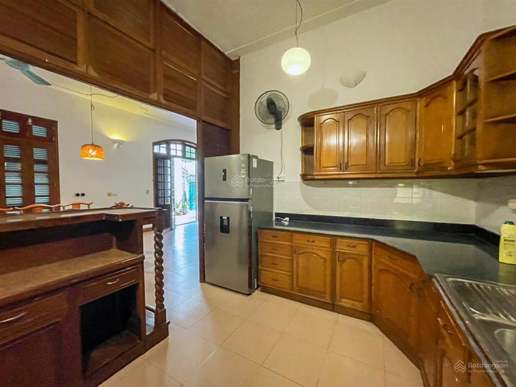 Cho thuê biệt thự ngõ phố quảng khánh quận tây hồ hà nội
