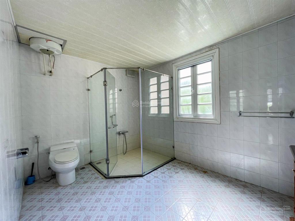 Cho thuê biệt thự ngõ phố quảng khánh quận tây hồ hà nội