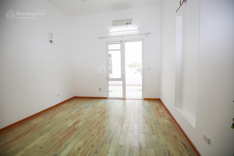 Cho thuê biệt thự view hồ 200m2 đường đặng thai mai tây hồ hà nội, 4 phòng ngủ
