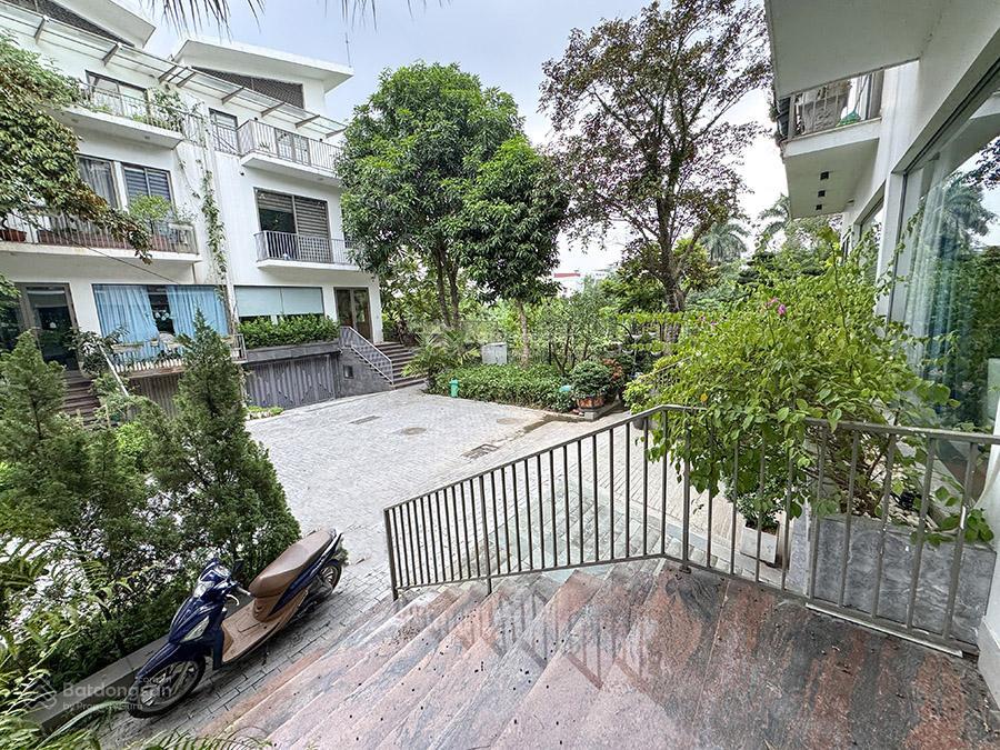 Cho thuê biệt thự khai sơn 3pn, 3wc, 150m² tại ngọc thụy, 66 triệu/th