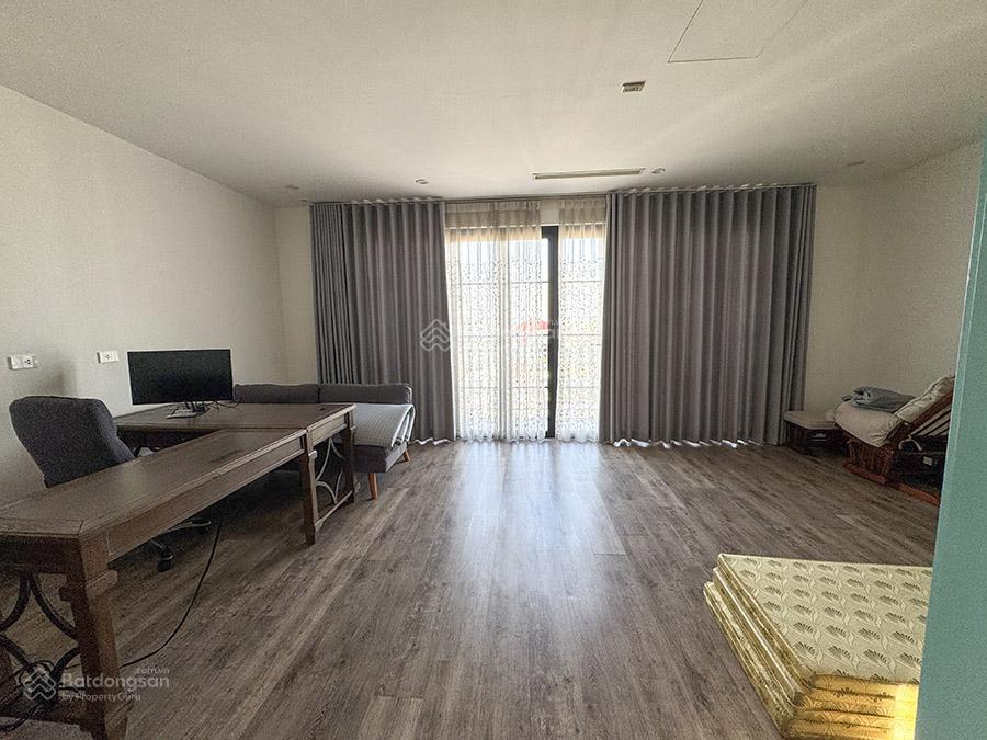 Cho thuê văn phòng tại âu cơ, 120 triệu, 100m2, 7 tầng, 7 toilet, đông