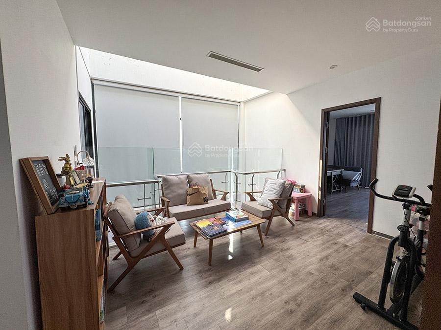 Cho thuê văn phòng tại âu cơ, 120 triệu, 100m2, 7 tầng, 7 toilet, đông