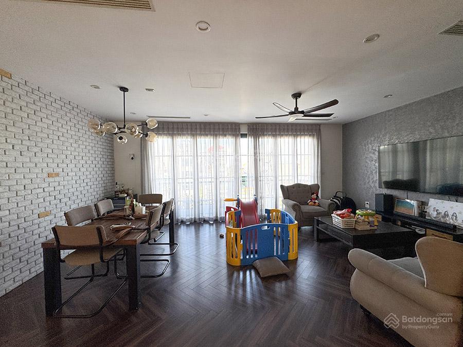 Cho thuê văn phòng tại âu cơ, 120 triệu, 100m2, 7 tầng, 7 toilet, đông