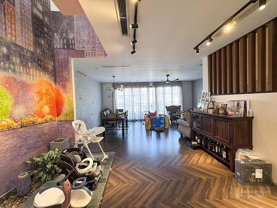 Cho thuê văn phòng tại âu cơ, 120 triệu, 100m2, 7 tầng, 7 toilet, đông