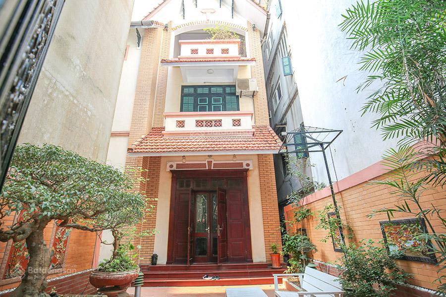 Cho thuê biệt thự đường đặng thai mai, quận tây hồ, hà nội