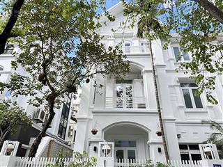 Cho thuê biệt thự 140m2 khu t ciputra 3 phòng ngủ
